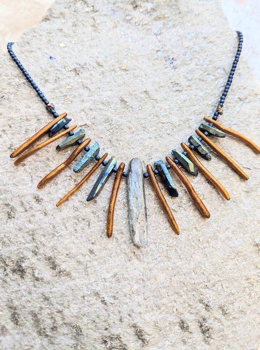 Nefertiti Set 05: Fan necklace for loving patience/ the Guiding Spirit